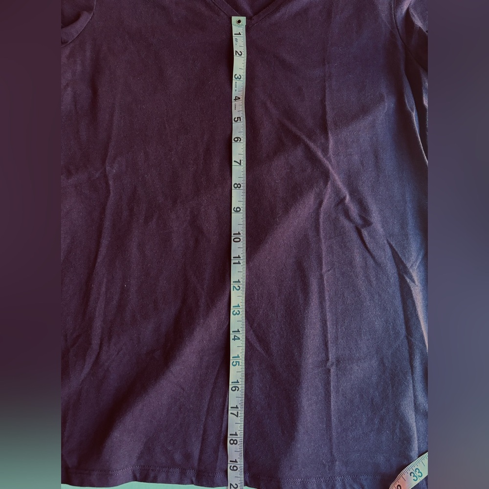 Amazon Essentials Women’s V Neck Burgundy Tee Cotton Blend‎ Size L, Super SOFT - Picture 6 of 6